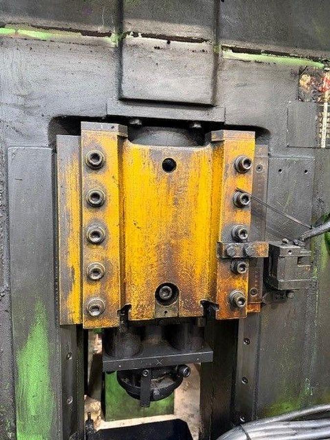 Used 270 tons Ficep PVH160