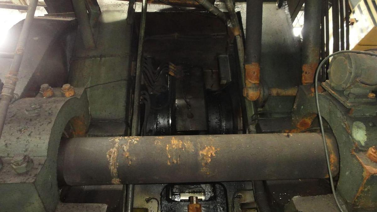 Used 1600 tons Press Hot Forging K8542