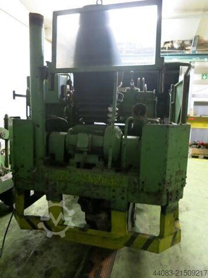 Used 1 ton Manipulator Dango & Dienenthal AMP1000