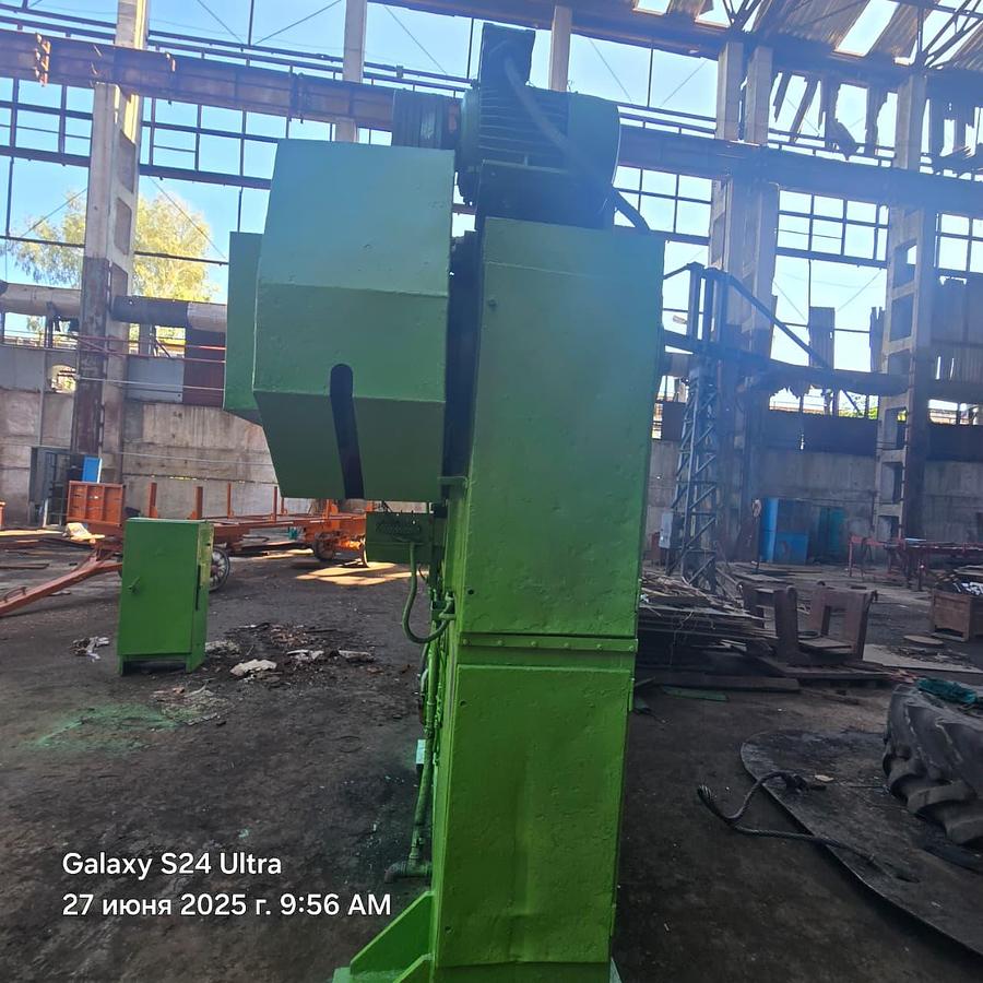 Used 400 tons Press Knuckle Joint Coining Barnaul Russia KB8336