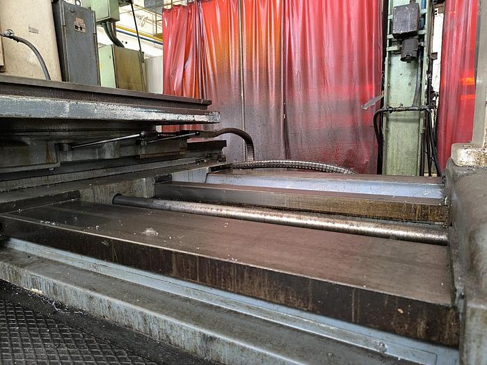 Used Borer Horizontal Table Type Tos W100A