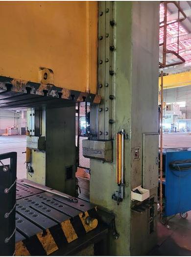 Used 400 tons Press Sheet Stamping Mechanical Ssangyong DE2P-400