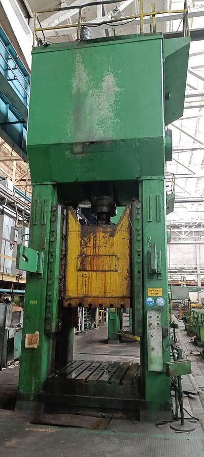Used 1250 tons Press Trimming PKZe1250 WMW Erfurt