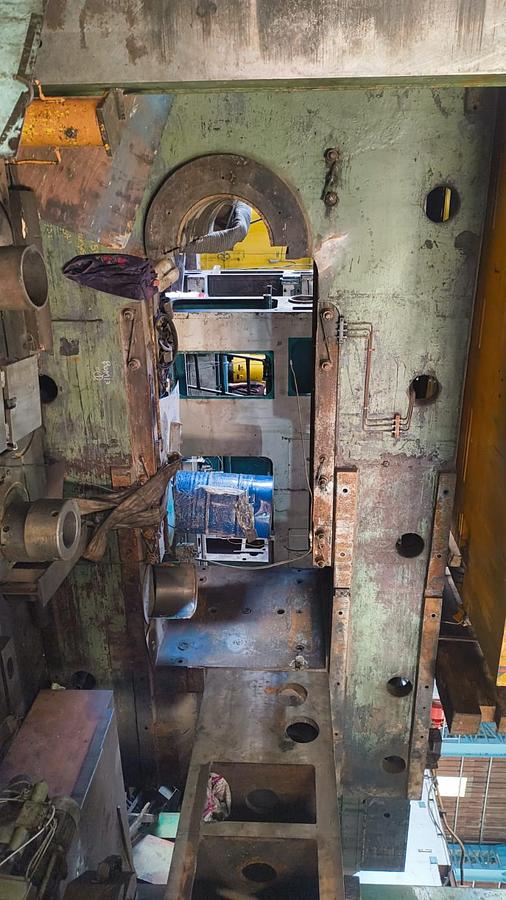 Used 2500 tons Press Hot Forging Smeral