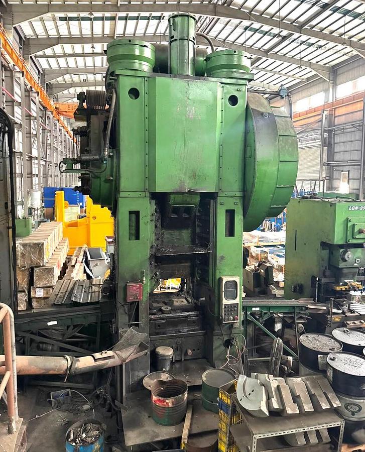Used 2500 tons Press Hot Forging WMW Erfurt PKXW2500