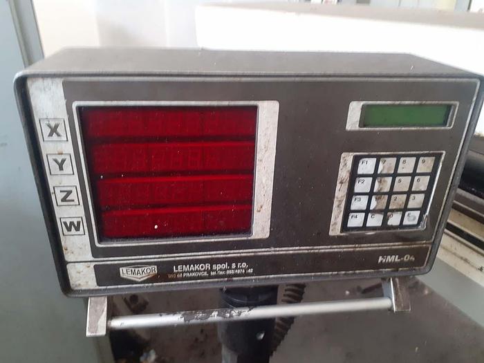 Used Borer Horizontal Table Type Tos W100A