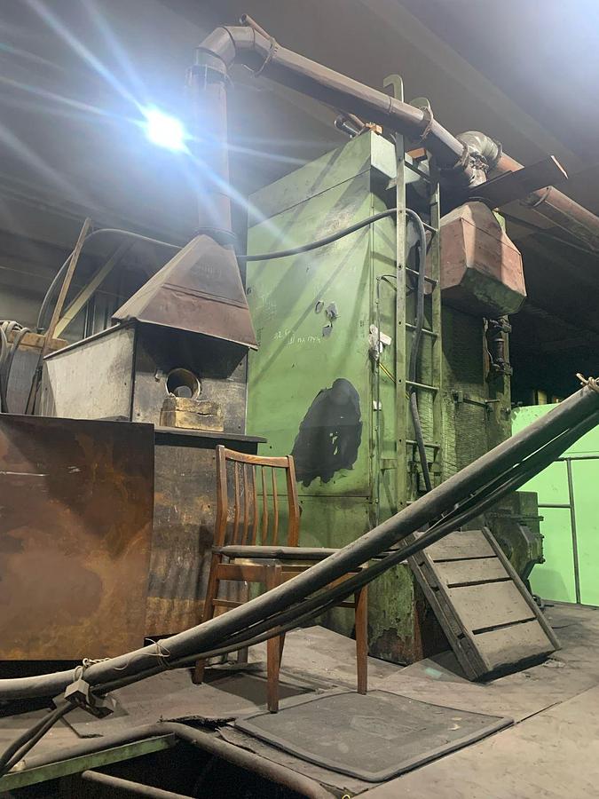 Used 300 tons Press Hot Forging Komatsu MKR300