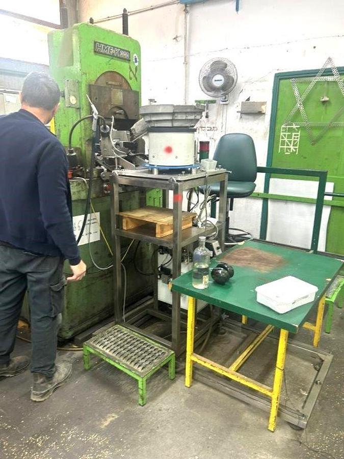 Used 360 tons Press Knuckle Joint Coining Cincinnati HME K360