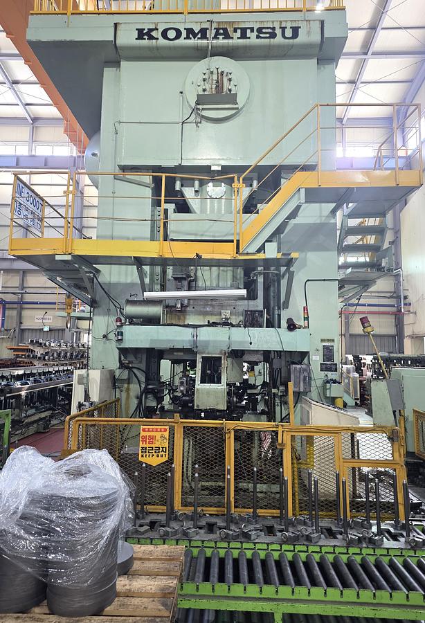 Used 3000 tons Press Transfer Mechanical Komatsu