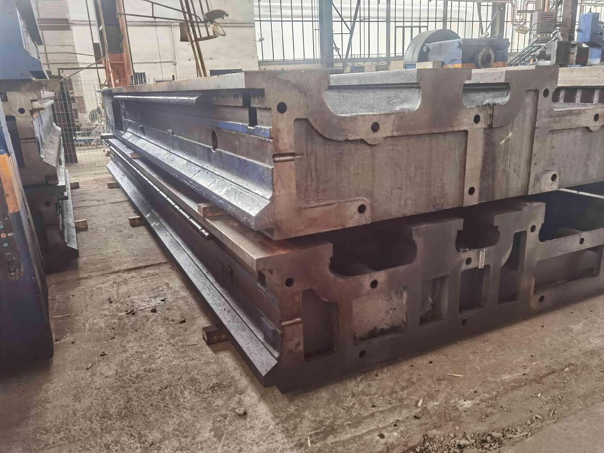 Used Lathe Heavy Duty CNC Skoda