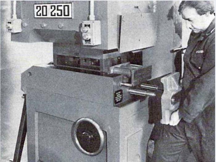 Used Upsetter MF20/250