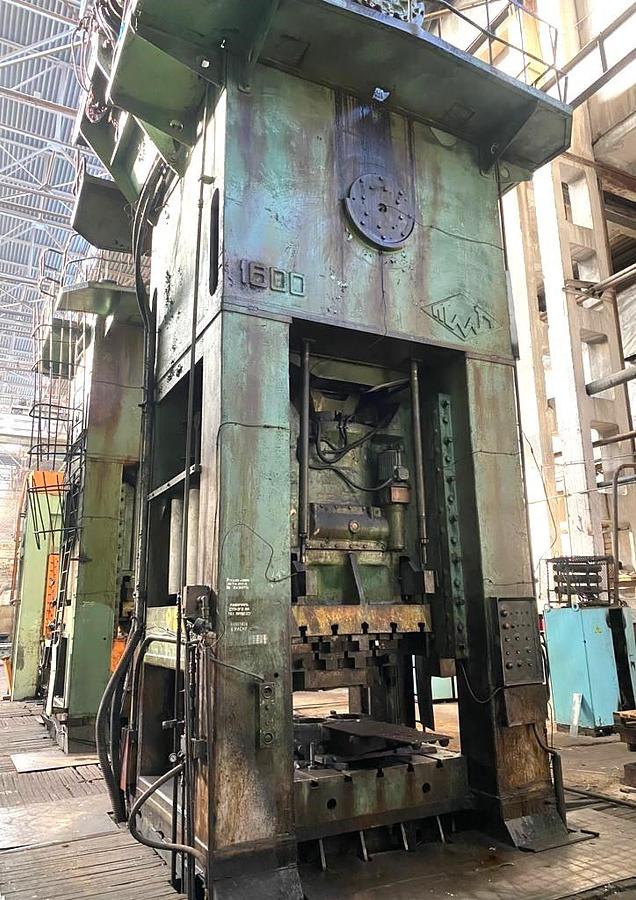 Used 1600 tons Press Trimming TMP Voronezh Russia K2542