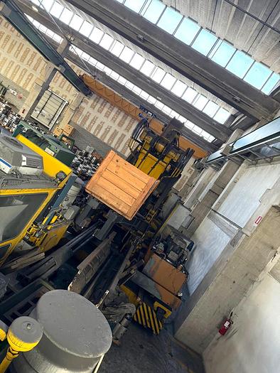 Used 10 tons Manipulator Glama