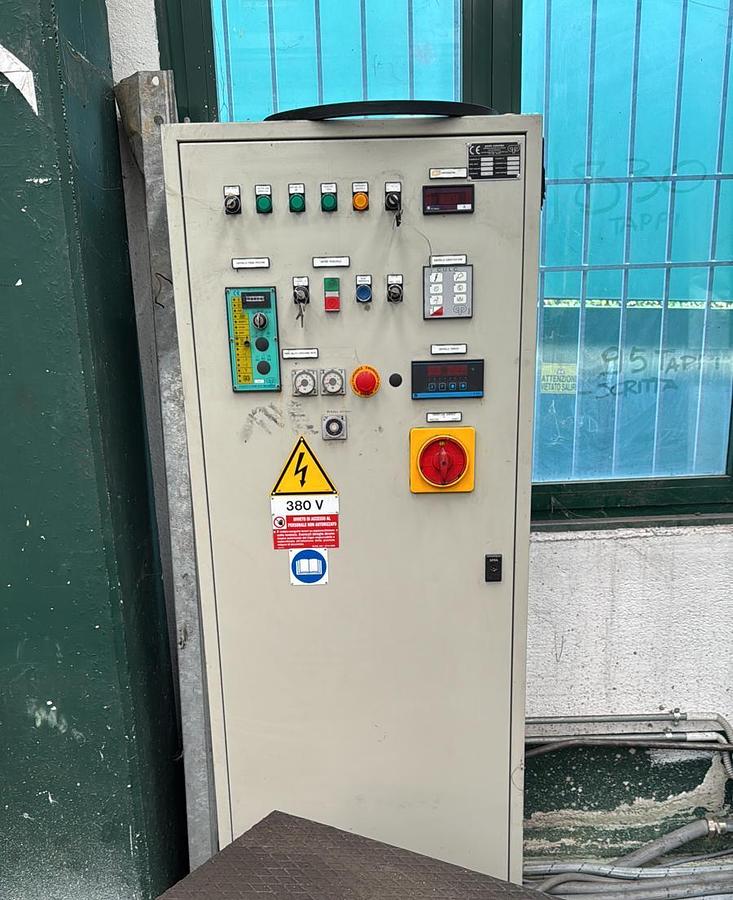 Used 650 tons Press Hot Forging Farina GAS650