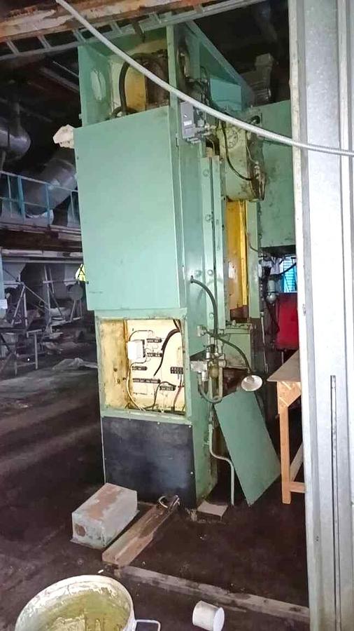 Used 1000 tons Press Knuckle Joint Coining Barnaul KB8340