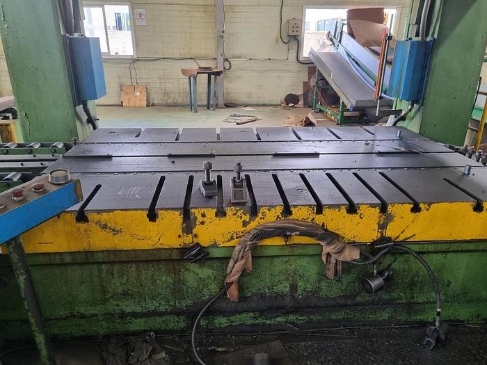 Used Sheet Stamping Line Mechanical Dongshin 600T-300T-300T-300T