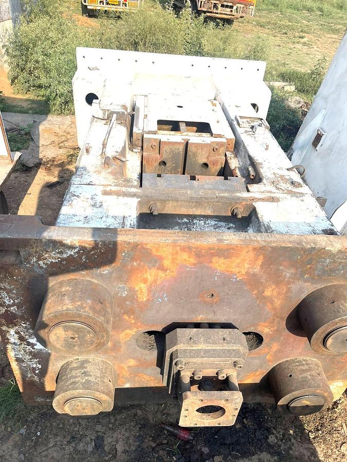 Used 800 tons Press Friction Screw Ficep PVM280