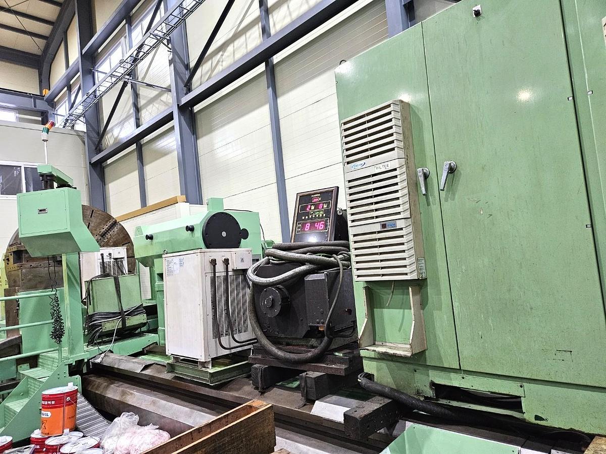 Used Lathe Heavy Duty CNC Hankook Dynaturn-20