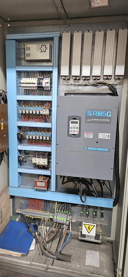 Used 1250 tons Press Trimming WMW Erfurt, Germany PKZE1250