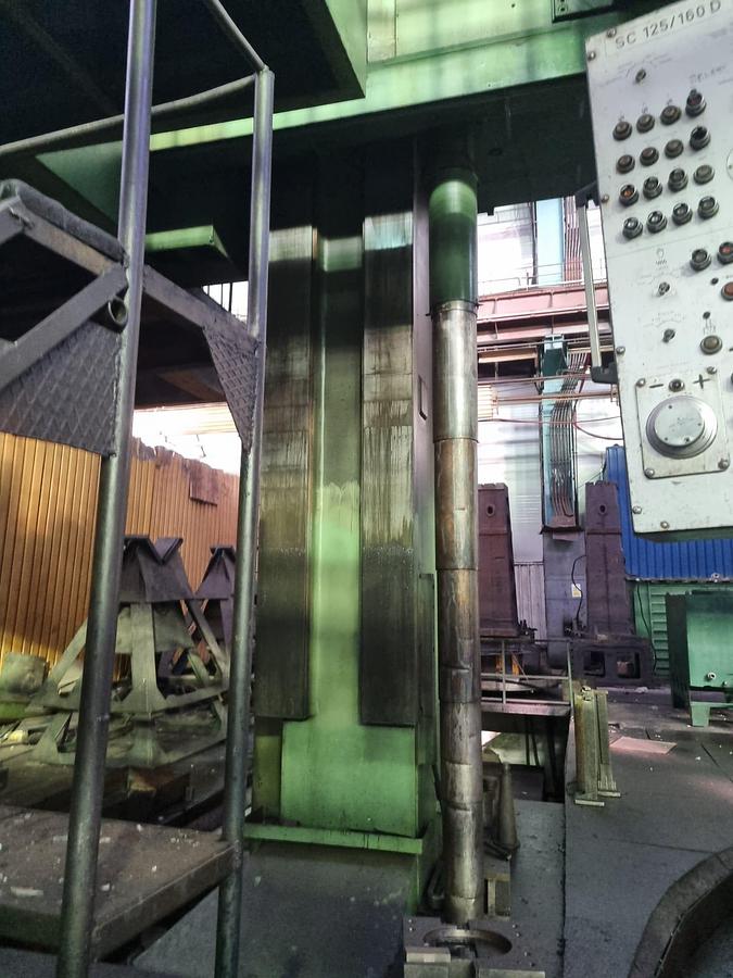 Used Lathe Vertical Turning CNC Titan