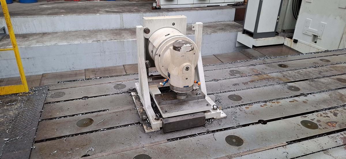 Used Borer Horizontal Table Type CNC Union PR160