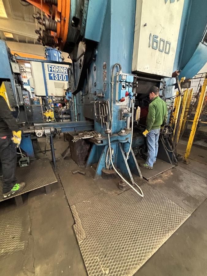 Used 1600 tons Press Hot Forging TMP Voronezh KB8042