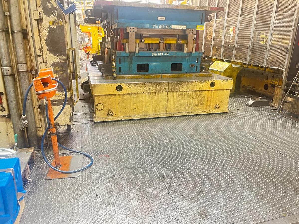 Used 800 tons Press Sheet Stamping Mechanical WMW Erfurt PKZV800FS
