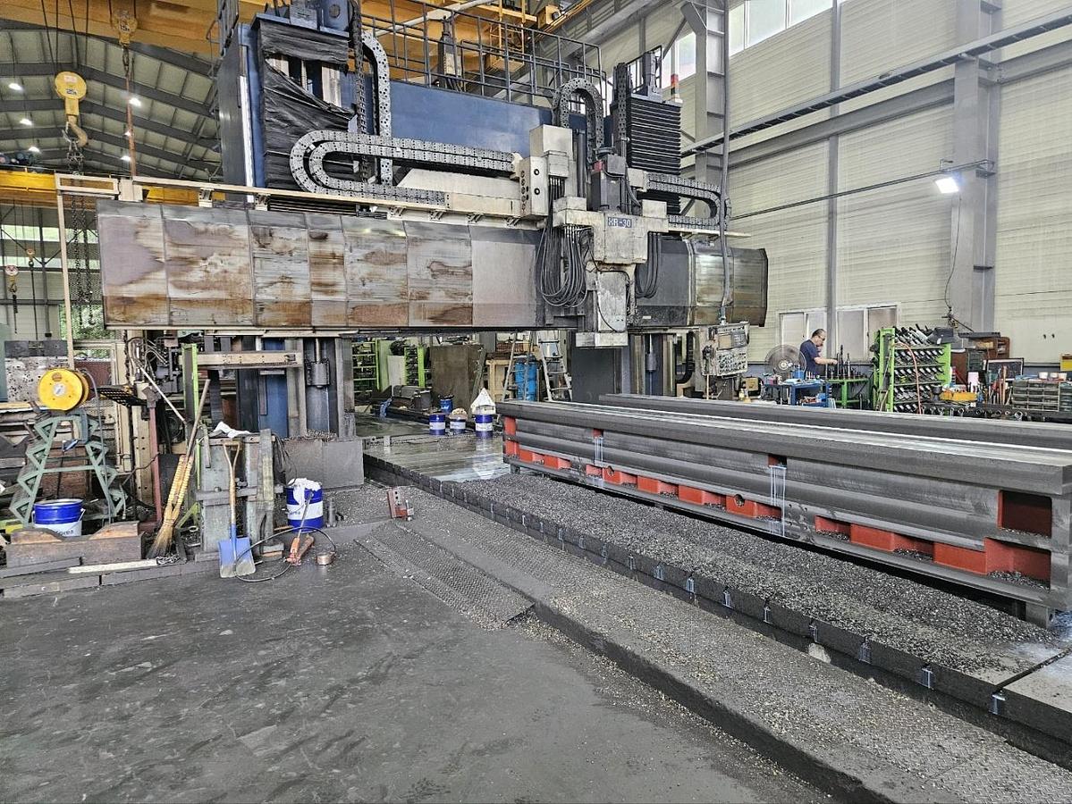 Used Face Machining Center HNK HR30