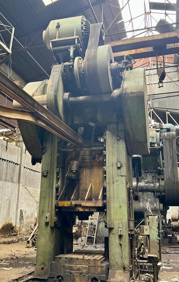 Used 1000 tons Press Trimming Clearing