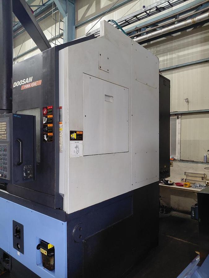 Used Lathe Vertical Turning CNC Doosan Puma V550