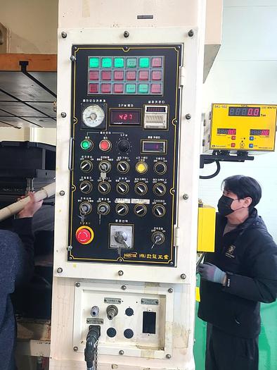 Used 600 tons Press Knuckle Joint Coining Hanoul HNKJ600