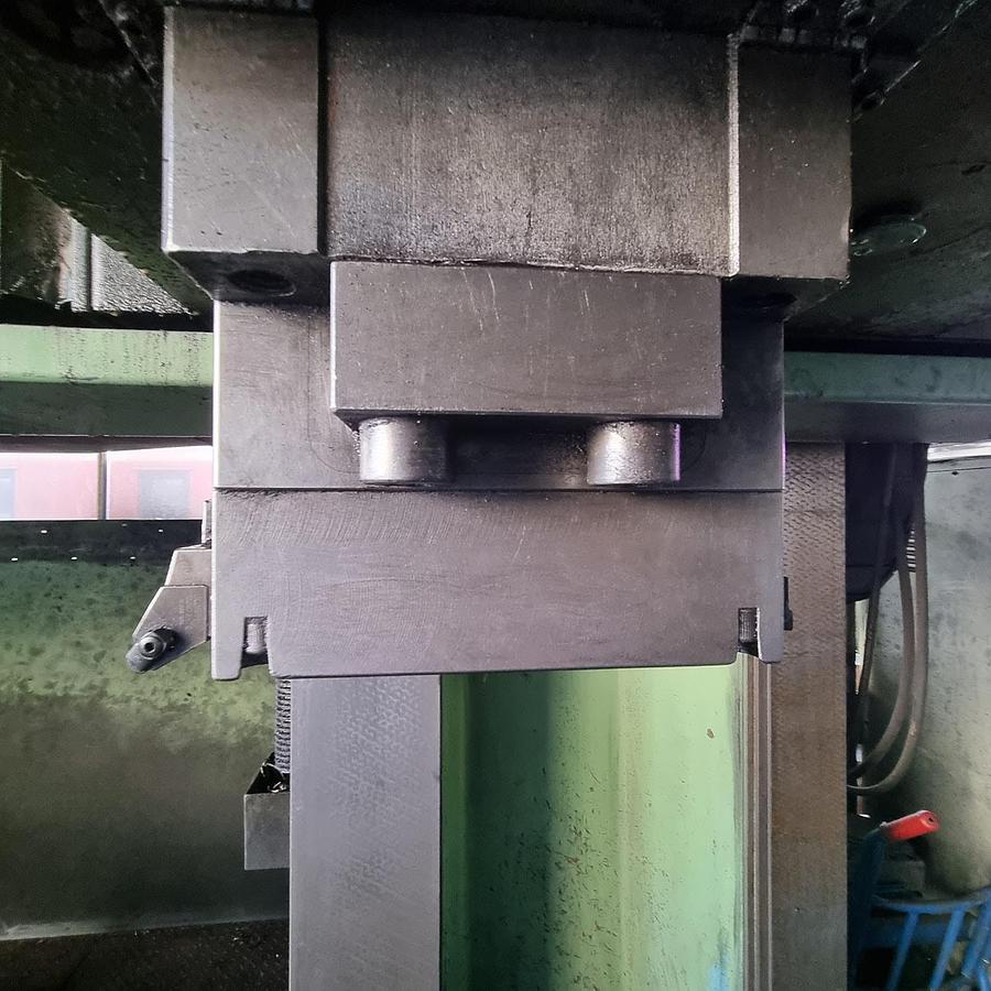 Used Lathe Vertical Turning Titan SC33