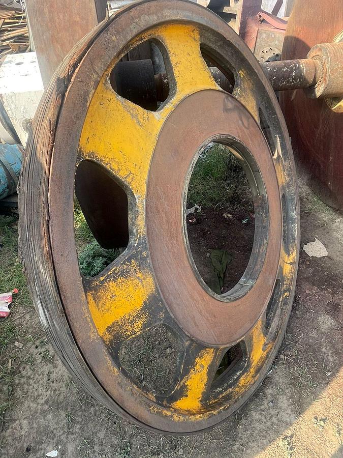 Used 1200 tons Press Friction Screw Dellavia