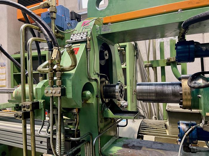 Used Radial Forging SKK10 GFM