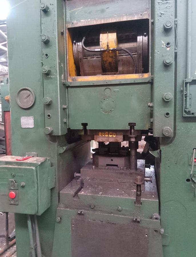 Used 1000 tons Press Knuckle Joint Coining Barnaul K8340