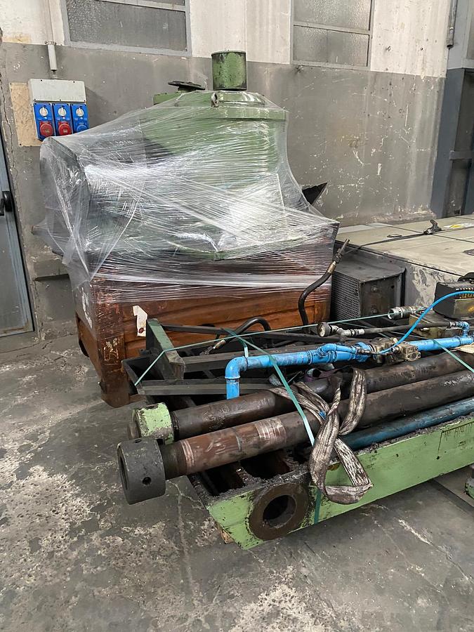 Used 1600 tons Press Hot Forging Clearing EF11600