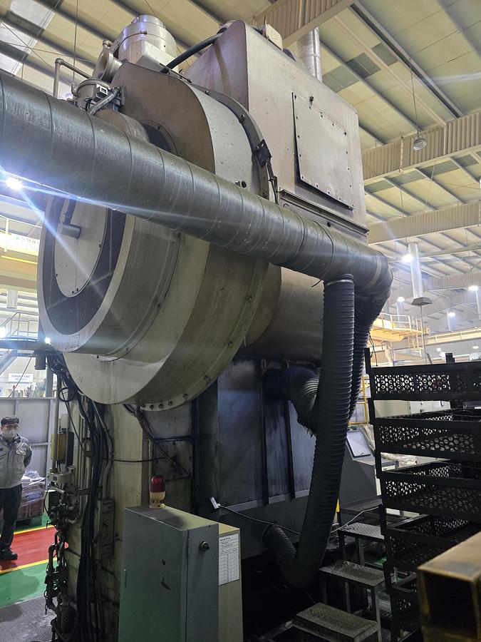 Used 1000 tons Press Cold Forging Minster 90-1000
