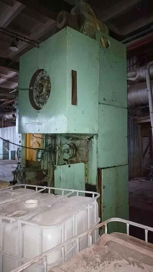 Used 1000 tons Press Knuckle Joint Coining Barnaul KB8340