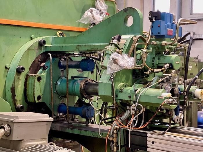 Used Radial Forging SKK10 GFM