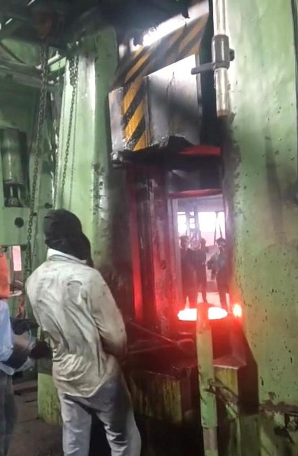 Used Hammer Forging Hydraulic Lasco KH630