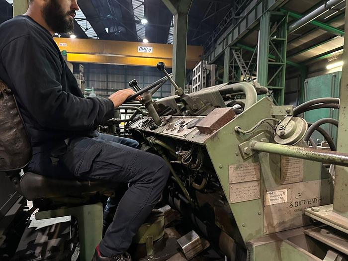 Used 4 tons Manipulator Dango & Dienenthal A15.1