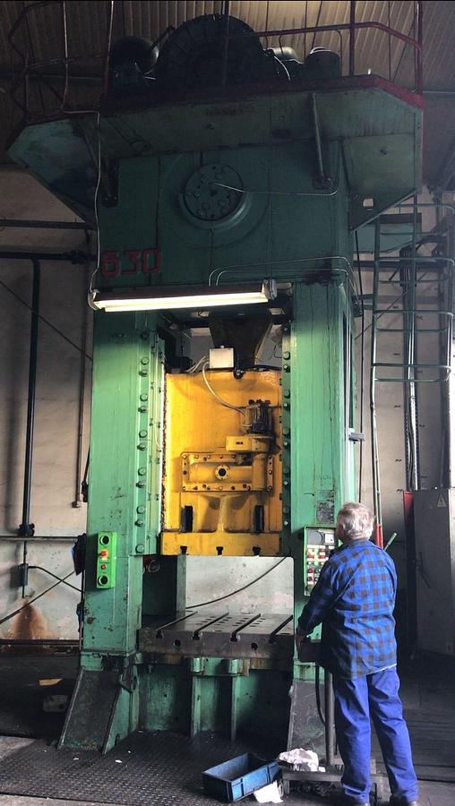 Used 630 tons Press Trimming TMP Voronezh Russia K2538