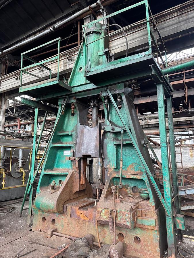 Used 2 tons Hammer Forging Pneumatic Russian M212