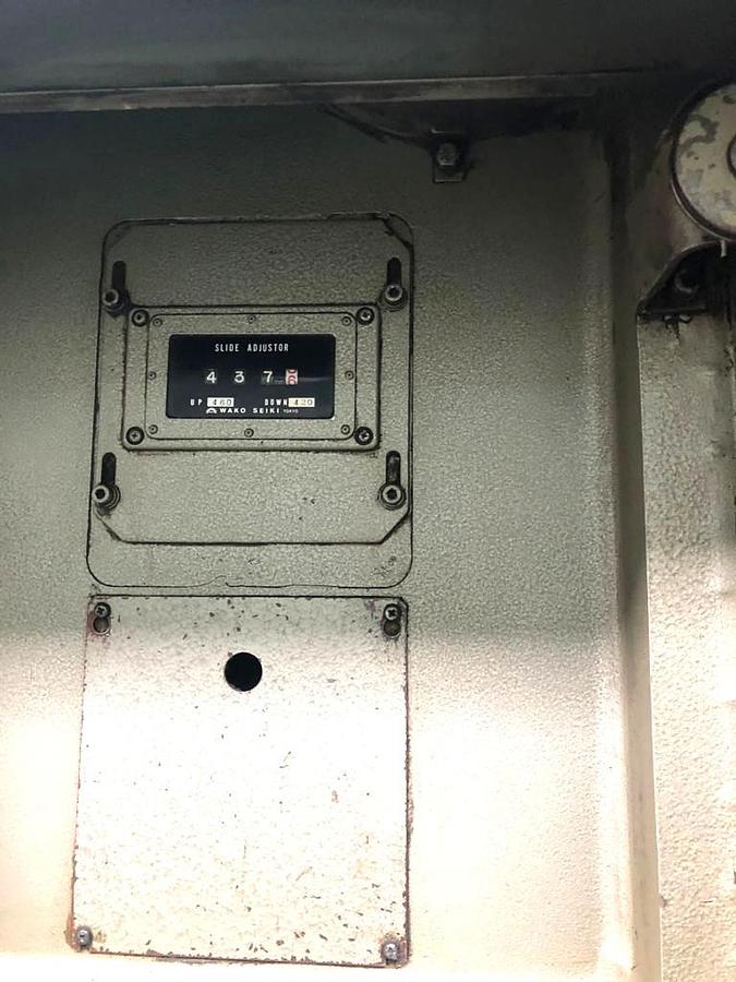 Used 450 tons Press Cold Forging Komatsu Maypress MKN220