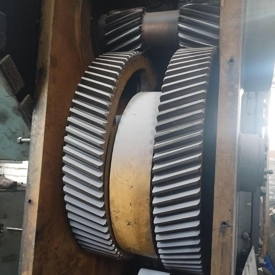 Used 400 tons Press Knuckle Joint Coining Barnaul KB8336