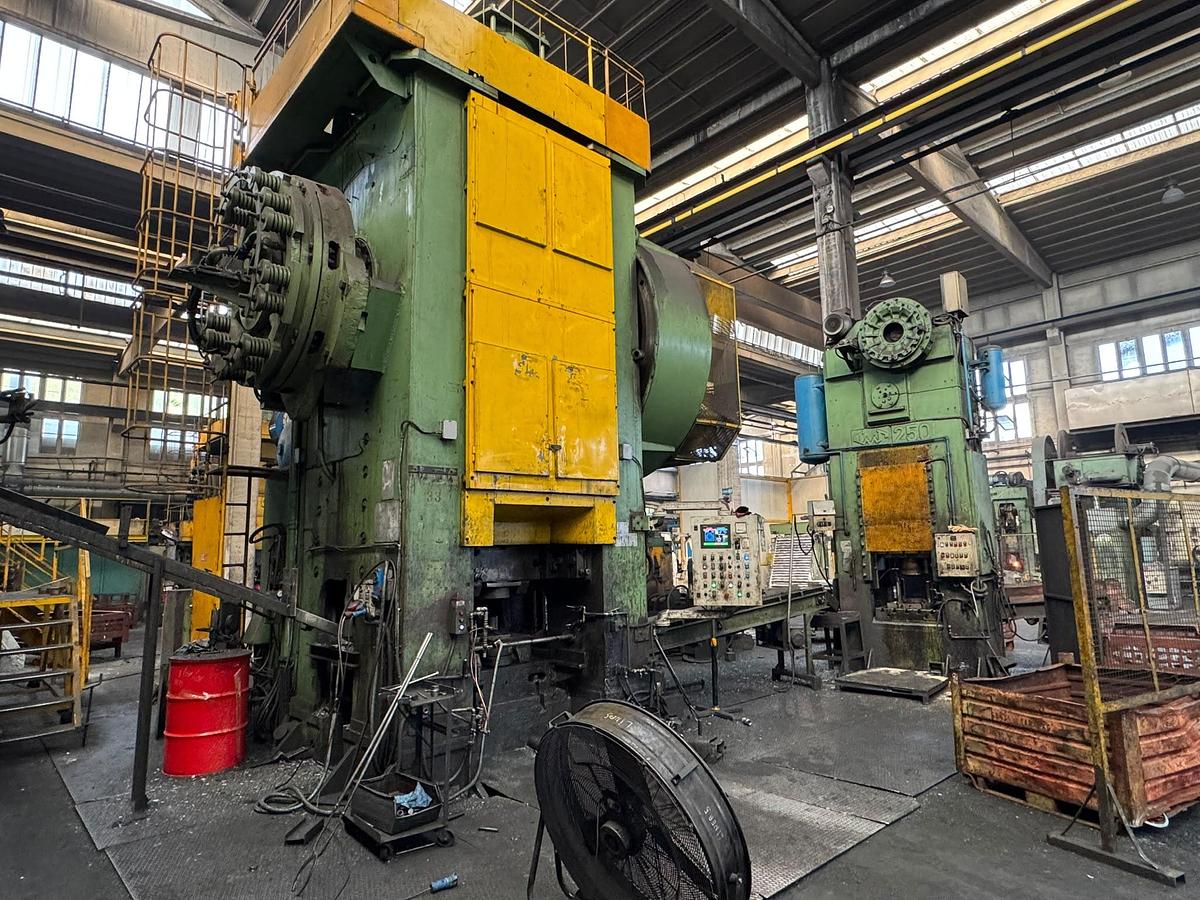 Used 2500 tons Press Hot Forging KB8544