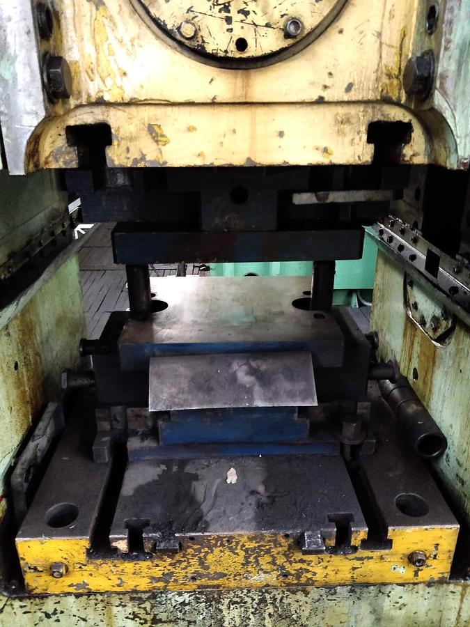 Used 1000 tons Press Knuckle Joint Coining Barnaul KB8340