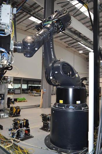 Used Robot Kuka KR280/R3080