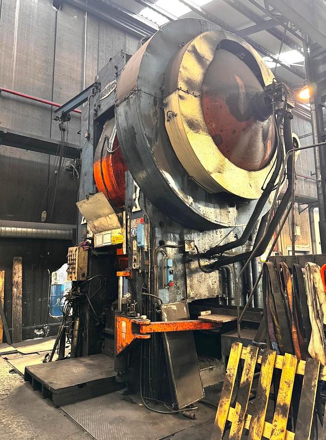 Used 2000 tons Press Hot Forging Eumuco SP200C