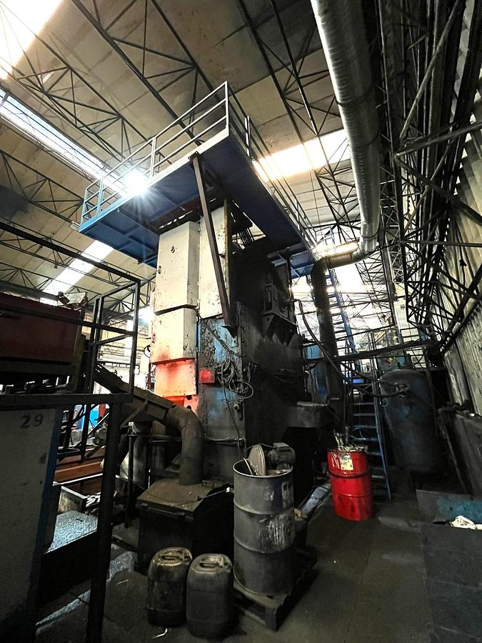 Used 1600 tons Press Hot Forging Smeral LZK1600